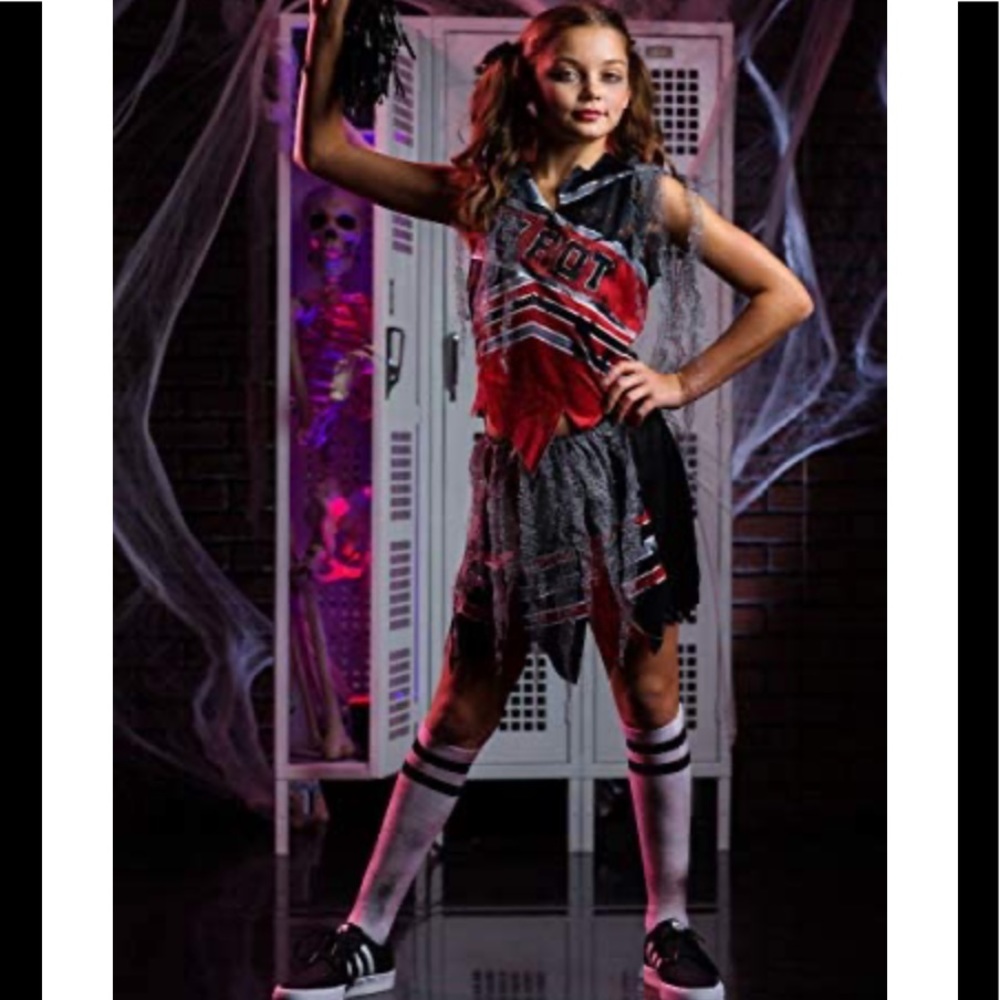 Zombie Cheerleader